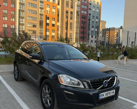 Чорний Вольво ХС60, об'ємом двигуна 2.4 л та пробігом 351 тис. км за 14000 $, фото 1 на Automoto.ua