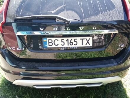 Чорний Вольво ХС60, об'ємом двигуна 1.97 л та пробігом 41 тис. км за 22999 $, фото 1 на Automoto.ua