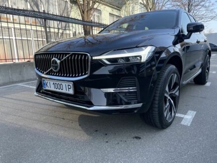 Вольво ХС60 2022 в Киеве на Automoto.ua Черный Вольво ХС60, объемом двигателя 2 л и пробегом 45 тыс. км за 49000 $, фото 1 на Automoto.ua