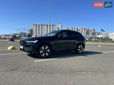 Вольво ХС60 2024 в Киеве на Automoto.ua Черный Вольво ХС60, объемом двигателя 2 л и пробегом 5 тыс. км за 57000 $, фото 1 на Automoto.ua