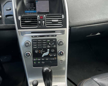 Коричневый Вольво ХС60, объемом двигателя 2.4 л и пробегом 197 тыс. км за 12777 $, фото 18 на Automoto.ua