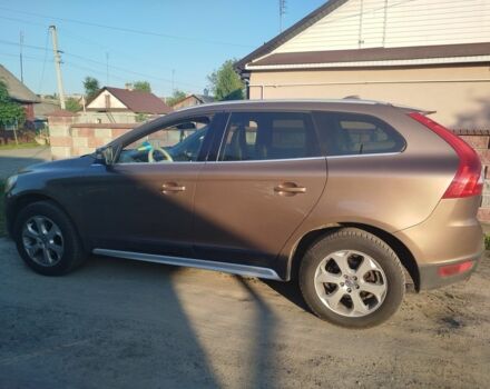 Коричневый Вольво ХС60, объемом двигателя 2.4 л и пробегом 390 тыс. км за 7500 $, фото 7 на Automoto.ua