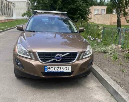 Коричневий Вольво ХС60, об'ємом двигуна 2.4 л та пробігом 325 тис. км за 13800 $, фото 1 на Automoto.ua
