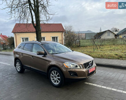 Коричневий Вольво ХС60, об'ємом двигуна 2.4 л та пробігом 275 тис. км за 14500 $, фото 5 на Automoto.ua