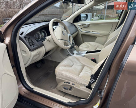 Коричневий Вольво ХС60, об'ємом двигуна 2.95 л та пробігом 196 тис. км за 12500 $, фото 4 на Automoto.ua