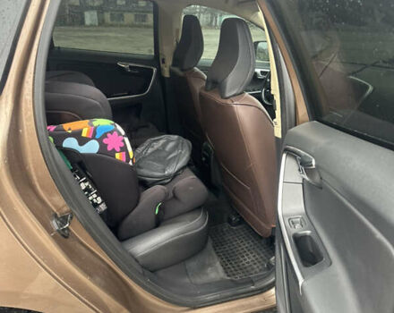 Коричневый Вольво ХС60, объемом двигателя 2.4 л и пробегом 302 тыс. км за 12900 $, фото 21 на Automoto.ua