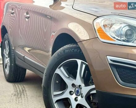 Вольво ХС60 2012 в Киеве на Automoto.ua Коричневый Вольво ХС60, объемом двигателя 2.4 л и пробегом 139 тыс. км за 15200 $, фото 6 на Automoto.ua