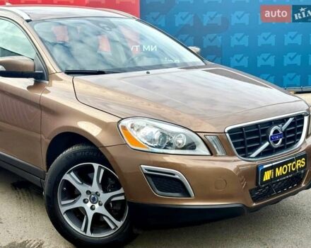 Вольво ХС60 2012 в Киеве на Automoto.ua Коричневый Вольво ХС60, объемом двигателя 2.4 л и пробегом 139 тыс. км за 15200 $, фото 10 на Automoto.ua
