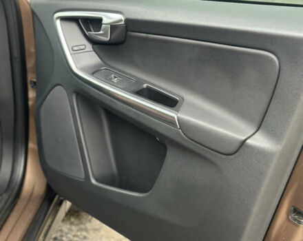 Коричневый Вольво ХС60, объемом двигателя 2.4 л и пробегом 302 тыс. км за 12900 $, фото 19 на Automoto.ua