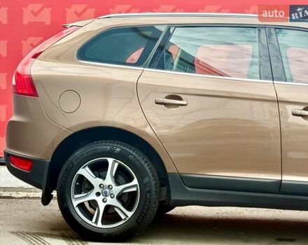 Вольво ХС60 2012 в Киеве на Automoto.ua Коричневый Вольво ХС60, объемом двигателя 2.4 л и пробегом 139 тыс. км за 15200 $, фото 22 на Automoto.ua