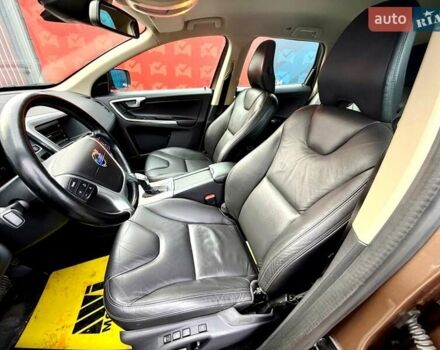 Вольво ХС60 2012 в Киеве на Automoto.ua Коричневый Вольво ХС60, объемом двигателя 2.4 л и пробегом 139 тыс. км за 15200 $, фото 34 на Automoto.ua