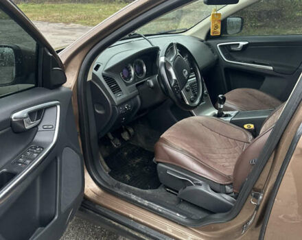 Коричневый Вольво ХС60, объемом двигателя 2.4 л и пробегом 302 тыс. км за 12900 $, фото 24 на Automoto.ua