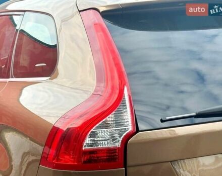 Вольво ХС60 2012 в Киеве на Automoto.ua Коричневый Вольво ХС60, объемом двигателя 2.4 л и пробегом 139 тыс. км за 15200 $, фото 28 на Automoto.ua