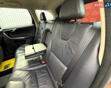 Вольво ХС60 2012 в Киеве на Automoto.ua Коричневый Вольво ХС60, объемом двигателя 2.4 л и пробегом 139 тыс. км за 15200 $, фото 49 на Automoto.ua