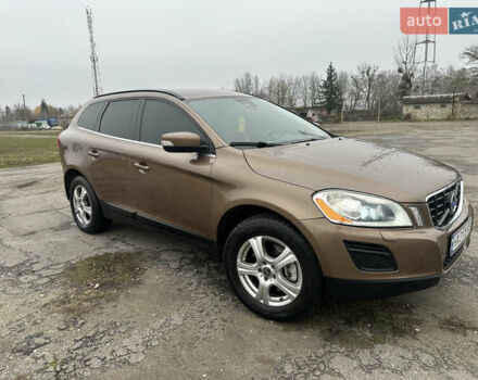 Коричневый Вольво ХС60, объемом двигателя 2.4 л и пробегом 302 тыс. км за 12900 $, фото 9 на Automoto.ua