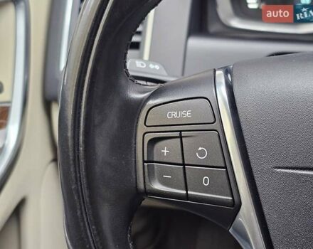 Вольво ХС60 2013 у Києві на Automoto.ua Коричневий Вольво ХС60, об'ємом двигуна 2.4 л та пробігом 117 тис. км за 21999 $, фото 38 на Automoto.ua