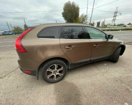 Вольво ХС60 2013 у Києві на Automoto.ua Коричневий Вольво ХС60, об'ємом двигуна 2.4 л та пробігом 262 тис. км за 18642 $, фото 2 на Automoto.ua