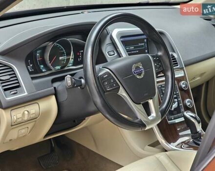 Вольво ХС60 2013 у Києві на Automoto.ua Коричневий Вольво ХС60, об'ємом двигуна 2.4 л та пробігом 117 тис. км за 21999 $, фото 34 на Automoto.ua