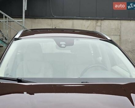 Вольво ХС60 2013 у Києві на Automoto.ua Коричневий Вольво ХС60, об'ємом двигуна 2.4 л та пробігом 117 тис. км за 21999 $, фото 8 на Automoto.ua