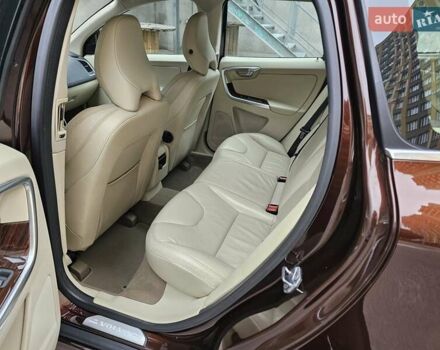 Вольво ХС60 2013 у Києві на Automoto.ua Коричневий Вольво ХС60, об'ємом двигуна 2.4 л та пробігом 117 тис. км за 21999 $, фото 61 на Automoto.ua