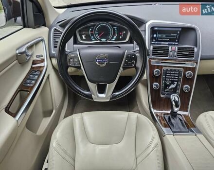 Вольво ХС60 2013 у Києві на Automoto.ua Коричневий Вольво ХС60, об'ємом двигуна 2.4 л та пробігом 117 тис. км за 21999 $, фото 36 на Automoto.ua