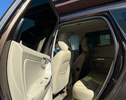 Коричневий Вольво ХС60, об'ємом двигуна 2.4 л та пробігом 310 тис. км за 18000 $, фото 9 на Automoto.ua