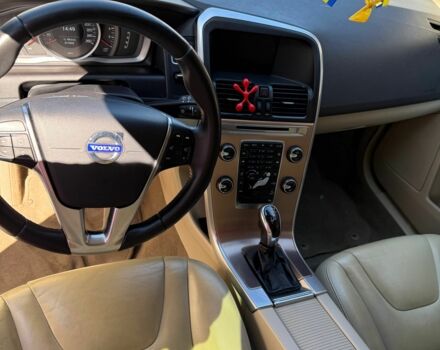 Коричневий Вольво ХС60, об'ємом двигуна 2.4 л та пробігом 310 тис. км за 18000 $, фото 7 на Automoto.ua