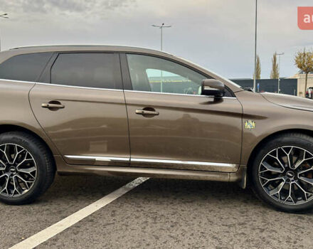 Коричневый Вольво ХС60, объемом двигателя 2.95 л и пробегом 207 тыс. км за 16000 $, фото 3 на Automoto.ua