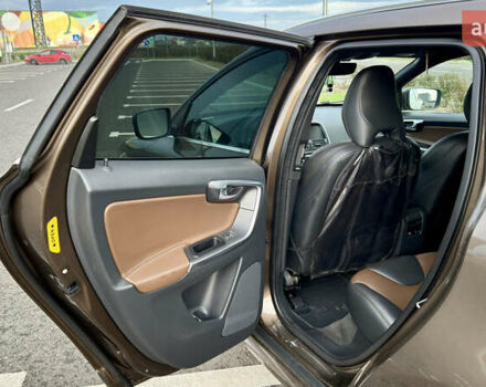 Коричневый Вольво ХС60, объемом двигателя 2.95 л и пробегом 207 тыс. км за 16000 $, фото 12 на Automoto.ua