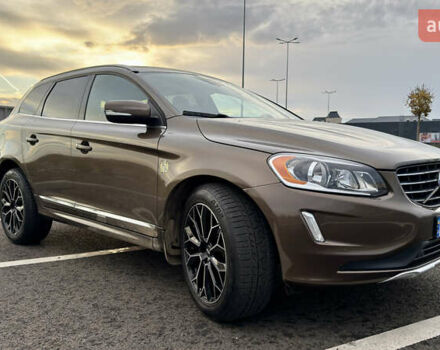 Коричневый Вольво ХС60, объемом двигателя 2.95 л и пробегом 207 тыс. км за 16000 $, фото 2 на Automoto.ua