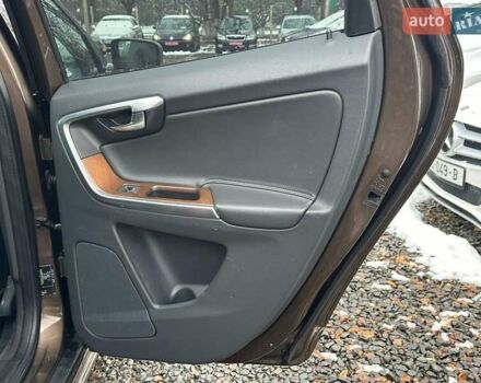 Коричневый Вольво ХС60, объемом двигателя 2.4 л и пробегом 257 тыс. км за 23900 $, фото 17 на Automoto.ua