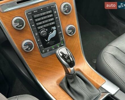 Коричневый Вольво ХС60, объемом двигателя 2.4 л и пробегом 257 тыс. км за 23900 $, фото 24 на Automoto.ua