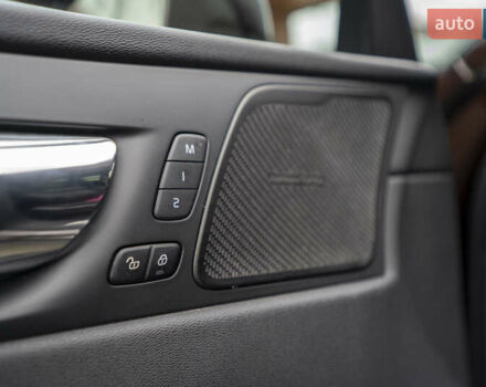 Коричневый Вольво ХС60, объемом двигателя 1.97 л и пробегом 200 тыс. км за 29700 $, фото 21 на Automoto.ua