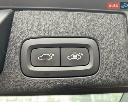 Коричневий Вольво ХС60, об'ємом двигуна 1.97 л та пробігом 74 тис. км за 35900 $, фото 11 на Automoto.ua