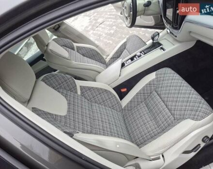 Коричневый Вольво ХС60, объемом двигателя 2 л и пробегом 185 тыс. км за 29199 $, фото 32 на Automoto.ua