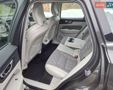 Коричневый Вольво ХС60, объемом двигателя 2 л и пробегом 185 тыс. км за 29199 $, фото 37 на Automoto.ua