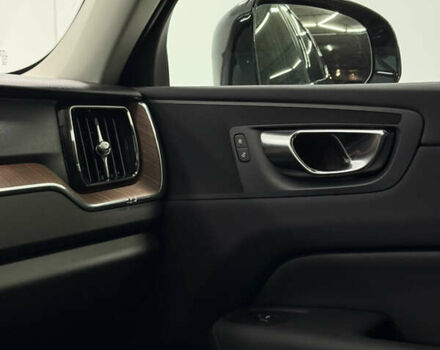 Коричневый Вольво ХС60, объемом двигателя 1.97 л и пробегом 6 тыс. км за 43500 $, фото 34 на Automoto.ua