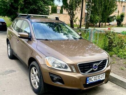 Коричневый Вольво ХС60, объемом двигателя 2.4 л и пробегом 325 тыс. км за 10999 $, фото 1 на Automoto.ua