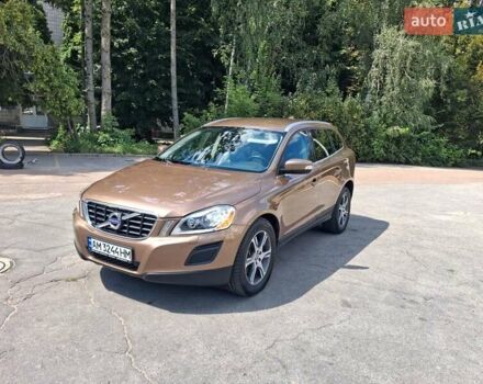 Коричневый Вольво ХС60, объемом двигателя 2.4 л и пробегом 295 тыс. км за 14800 $, фото 1 на Automoto.ua