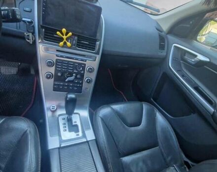 Красный Вольво ХС60, объемом двигателя 2.4 л и пробегом 320 тыс. км за 12600 $, фото 12 на Automoto.ua