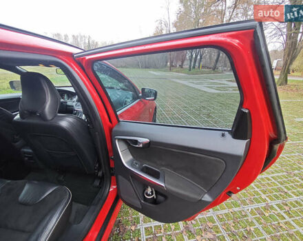 Красный Вольво ХС60, объемом двигателя 2.4 л и пробегом 345 тыс. км за 18500 $, фото 19 на Automoto.ua