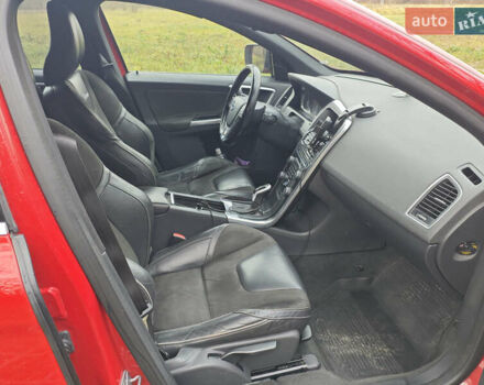 Красный Вольво ХС60, объемом двигателя 2.4 л и пробегом 345 тыс. км за 18500 $, фото 14 на Automoto.ua