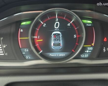 Красный Вольво ХС60, объемом двигателя 2.4 л и пробегом 345 тыс. км за 18500 $, фото 16 на Automoto.ua