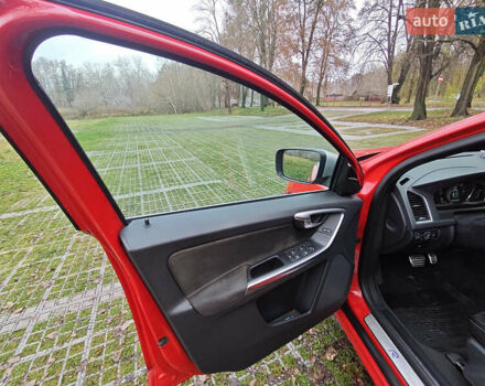 Красный Вольво ХС60, объемом двигателя 2.4 л и пробегом 345 тыс. км за 18500 $, фото 10 на Automoto.ua