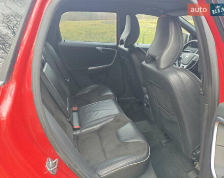 Красный Вольво ХС60, объемом двигателя 2.4 л и пробегом 345 тыс. км за 18500 $, фото 17 на Automoto.ua