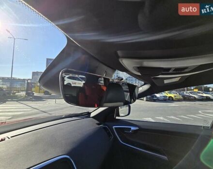 Червоний Вольво ХС60, об'ємом двигуна 2.4 л та пробігом 212 тис. км за 23000 $, фото 23 на Automoto.ua