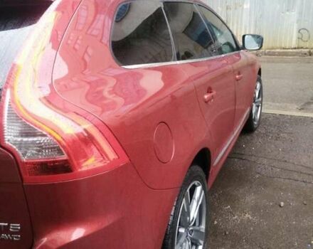 Красный Вольво ХС60, объемом двигателя 2 л и пробегом 55 тыс. км за 25000 $, фото 2 на Automoto.ua