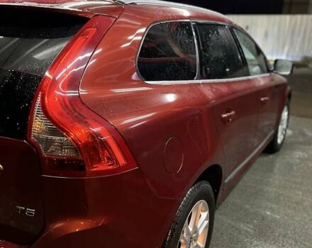 Красный Вольво ХС60, объемом двигателя 1.97 л и пробегом 156 тыс. км за 18250 $, фото 4 на Automoto.ua