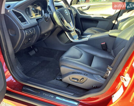Червоний Вольво ХС60, об'ємом двигуна 2 л та пробігом 100 тис. км за 17500 $, фото 43 на Automoto.ua