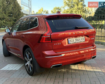 Вольво ХС60 2018 в Киеве на Automoto.ua Красный Вольво ХС60, объемом двигателя 1.97 л и пробегом 79 тыс. км за 38500 $, фото 4 на Automoto.ua